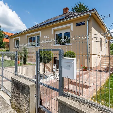 Apartmán Sol Apartman *